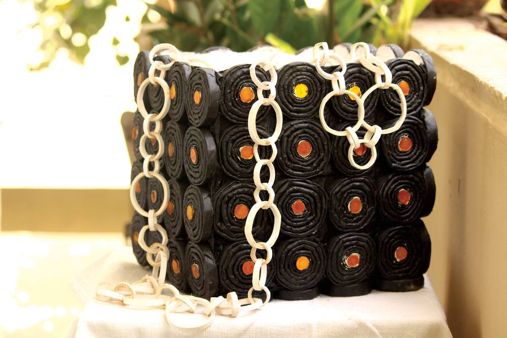 Black Coil Box with Chain